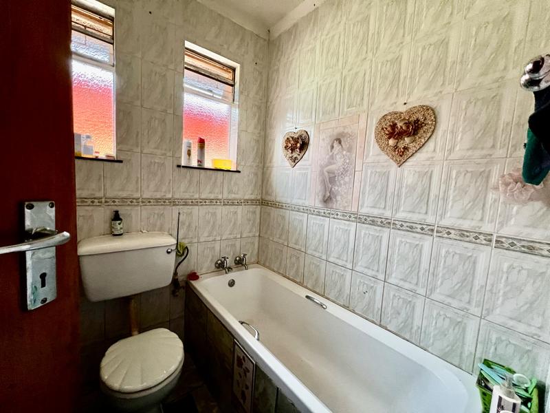 4 Bedroom Property for Sale in Kathu Northern Cape